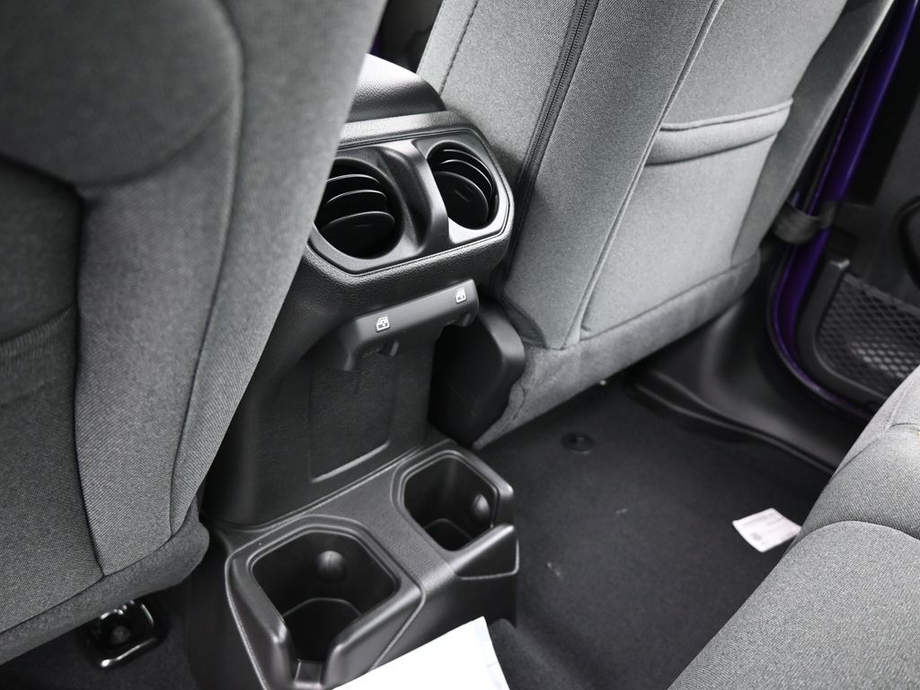 New 2026 Reign Jeep Sport image 29