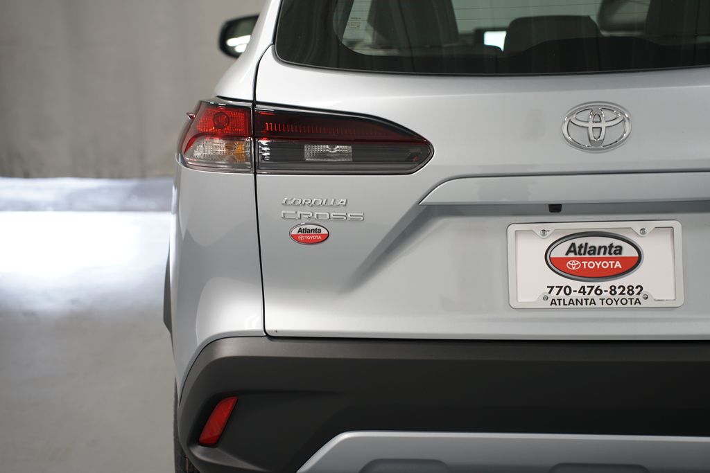 Thumbnail: 2026 Toyota Corolla Cross - 10