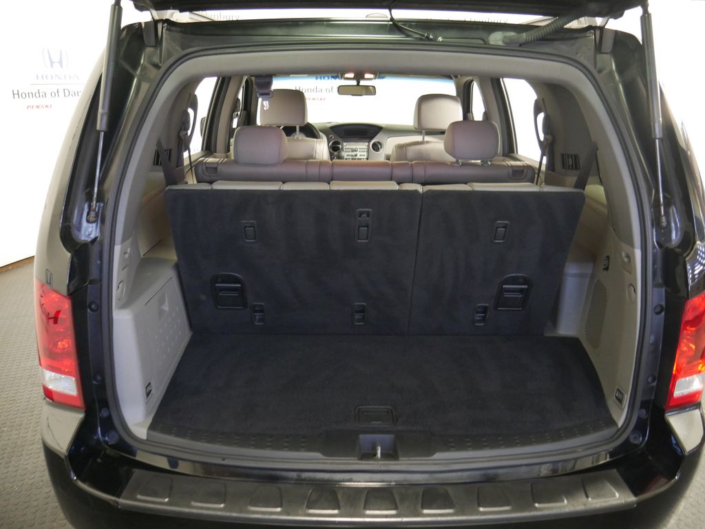 Thumbnail: 2011 Honda Pilot - 6