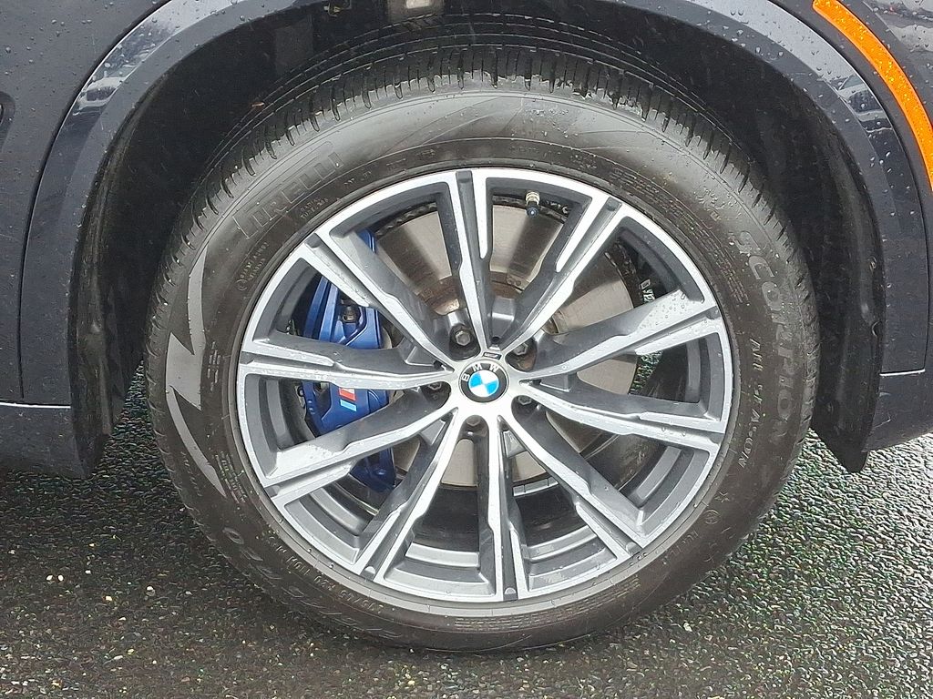 Thumbnail: 2022 BMW X5 - 8