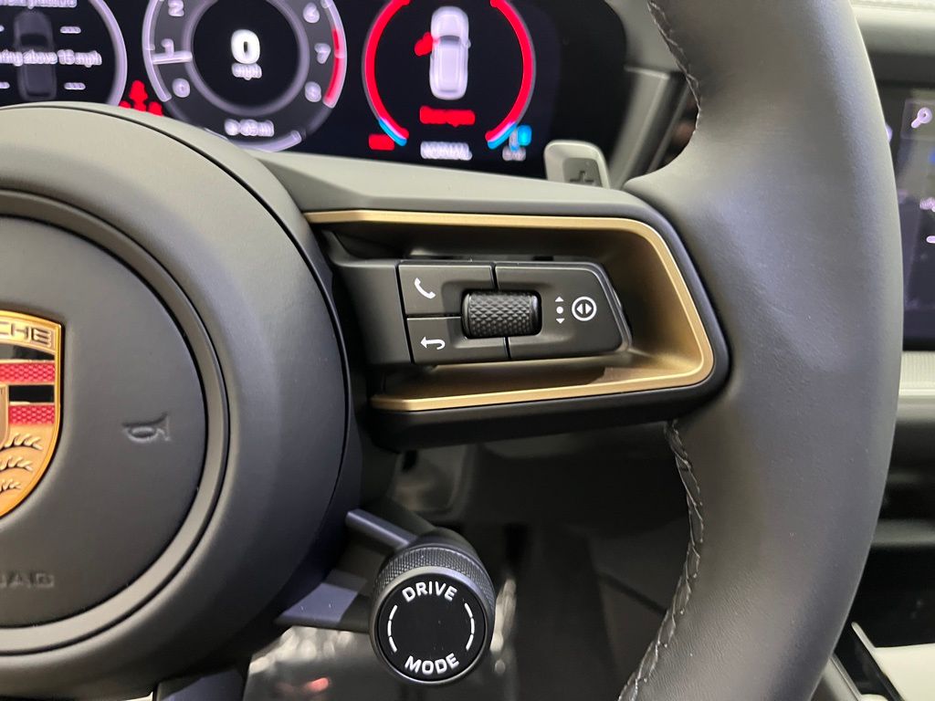 Thumbnail: 2026 Porsche Cayenne - 14