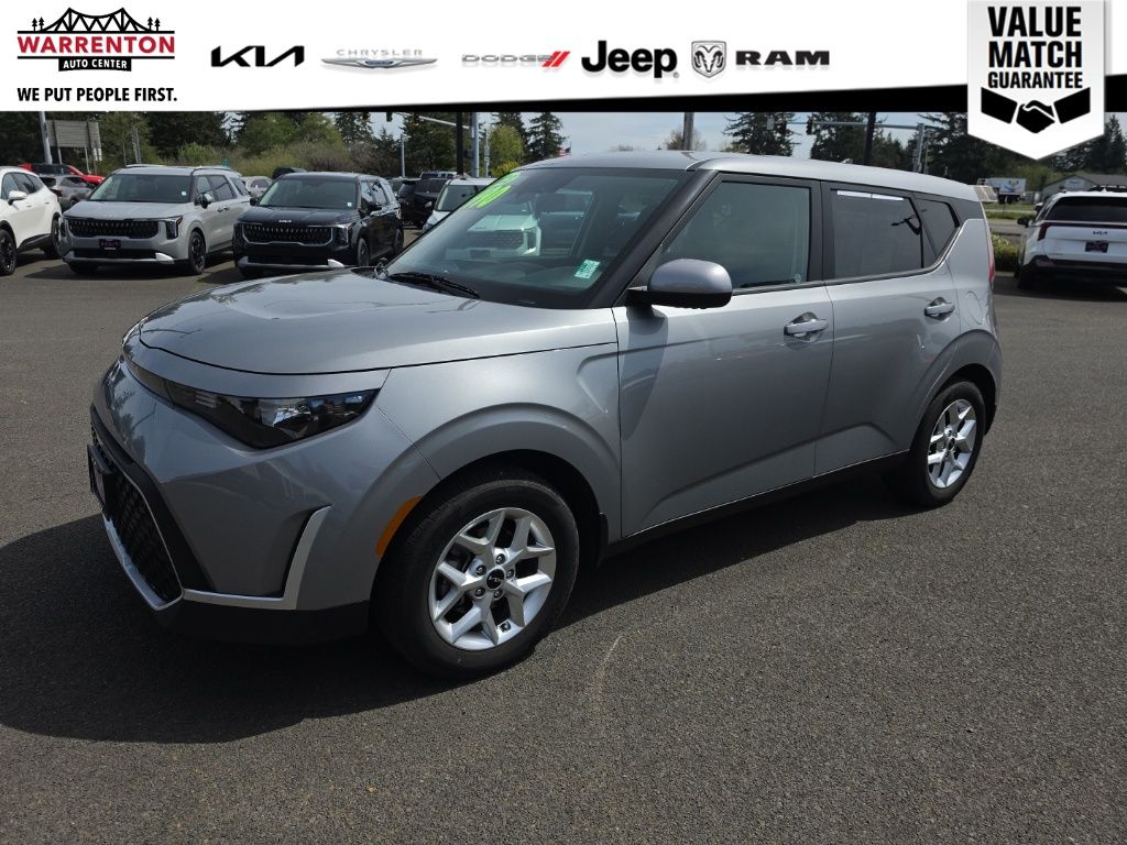 2023 Kia Soul LX