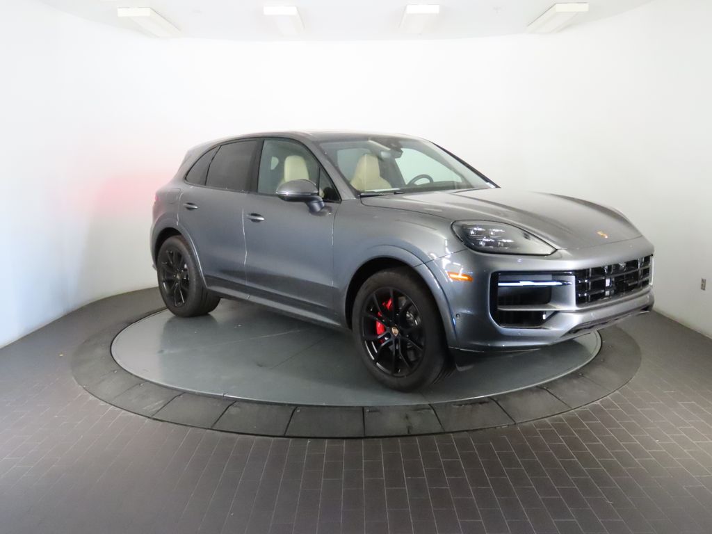Thumbnail: 2026 Porsche Cayenne - 9