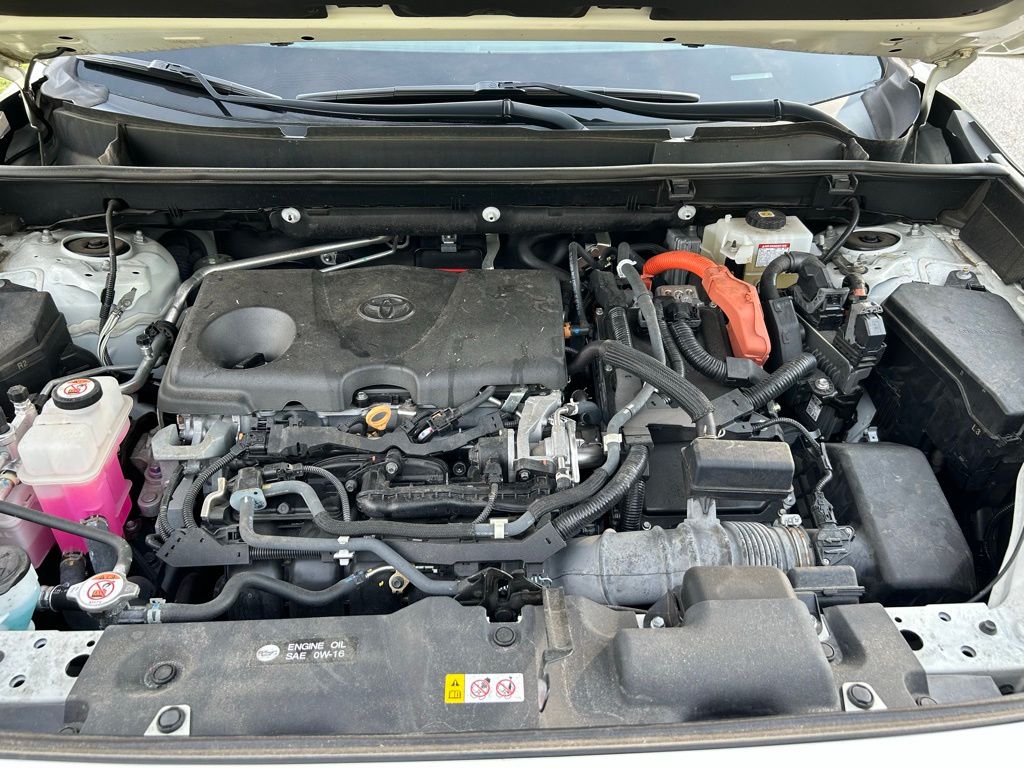 Thumbnail: 2021 Toyota RAV4 - 11