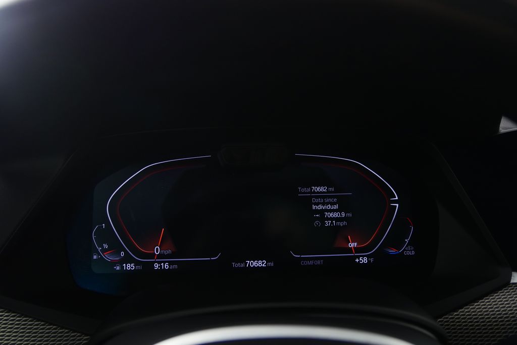 Thumbnail: 2023 BMW X5 - 21