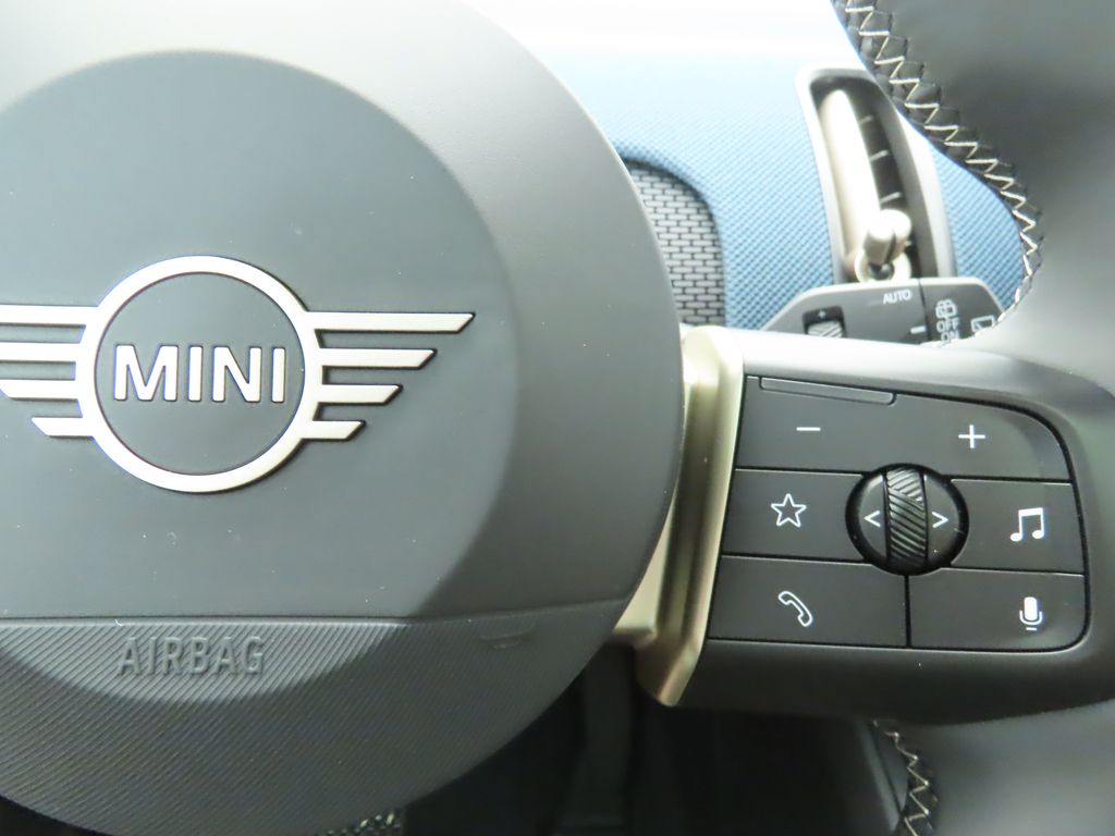 Thumbnail: 2025 MINI Cooper Countryman - 16