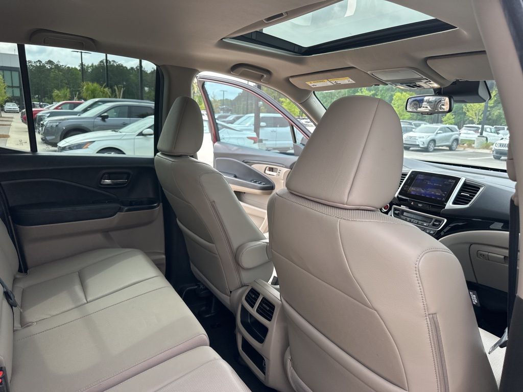2020 Deep Scarlet Pearl Honda Ridgeline RTL-E AWD Truck