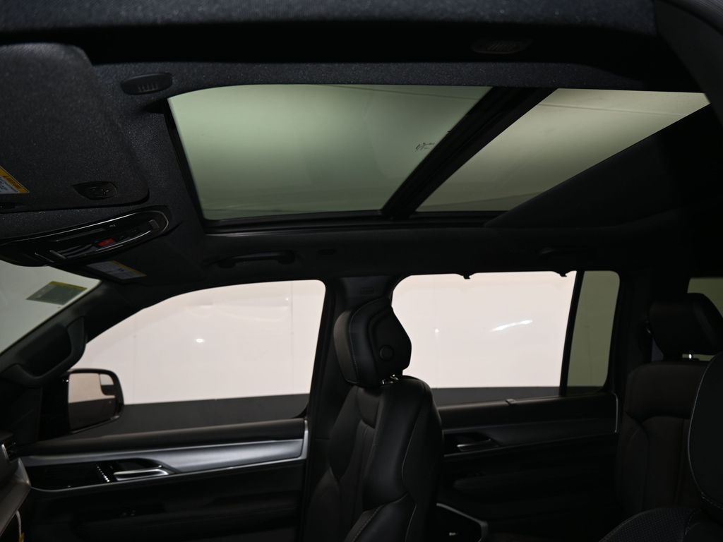 New 2026 Bright White Clearcoat Jeep Limited Reserve image 11