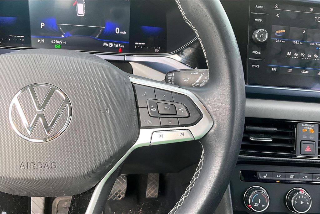 Used 2022 Volkswagen Taos SUV