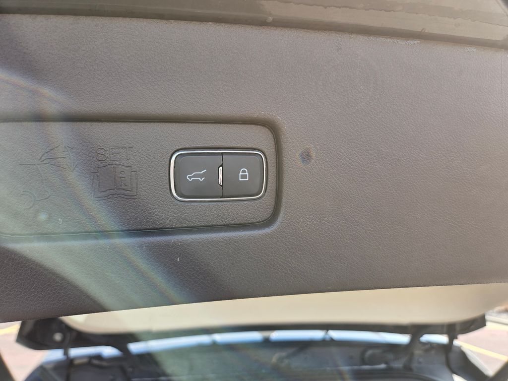 2020 Lincoln Aviator Black Label