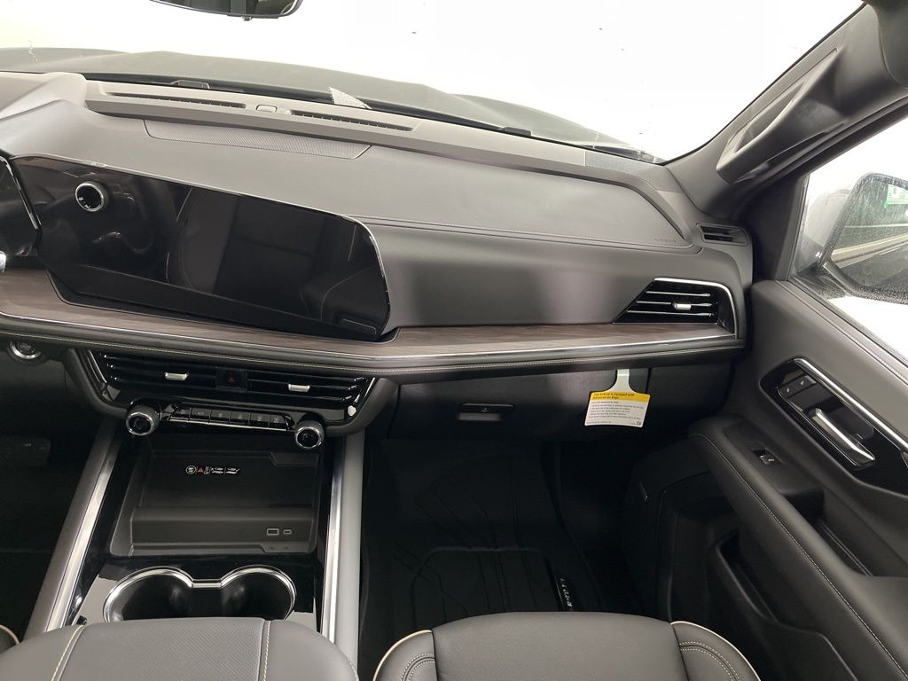 2025 Chevrolet Tahoe Premier 23