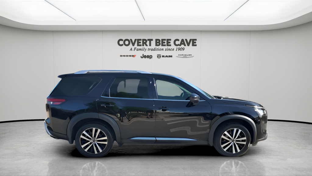 Used Car 2023 Nissan Pathfinder  Platinum For Sale Under $35,000 In Austin, Texas