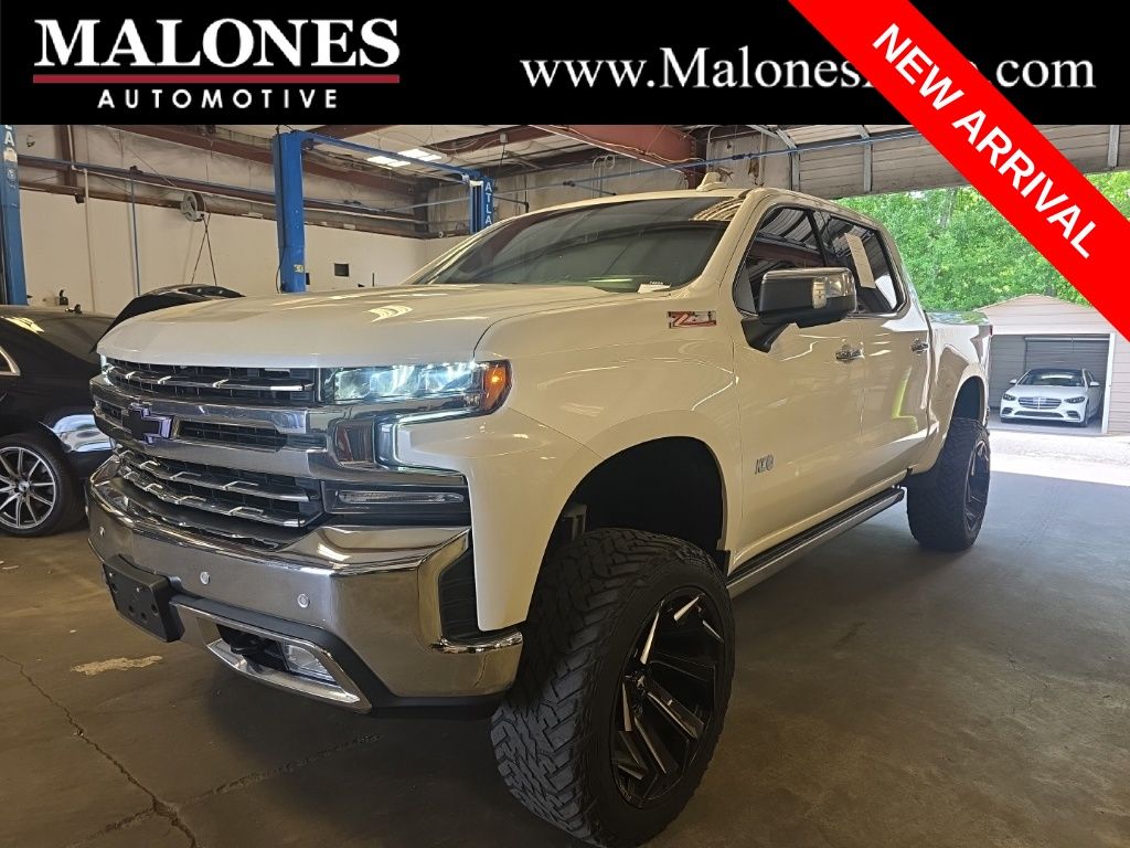 Summit White 2021 Chevrolet Silverado 1500 Pickup Truck Four-Wheel Drive 8-Speed Automatic