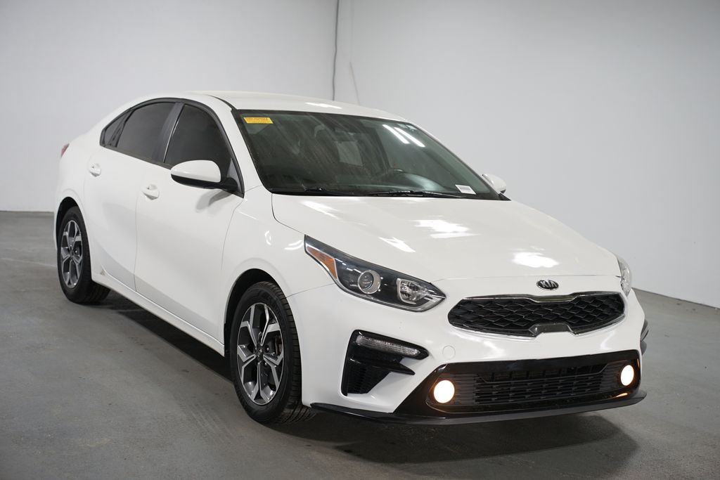 Thumbnail: 2021 Kia Forte - 3