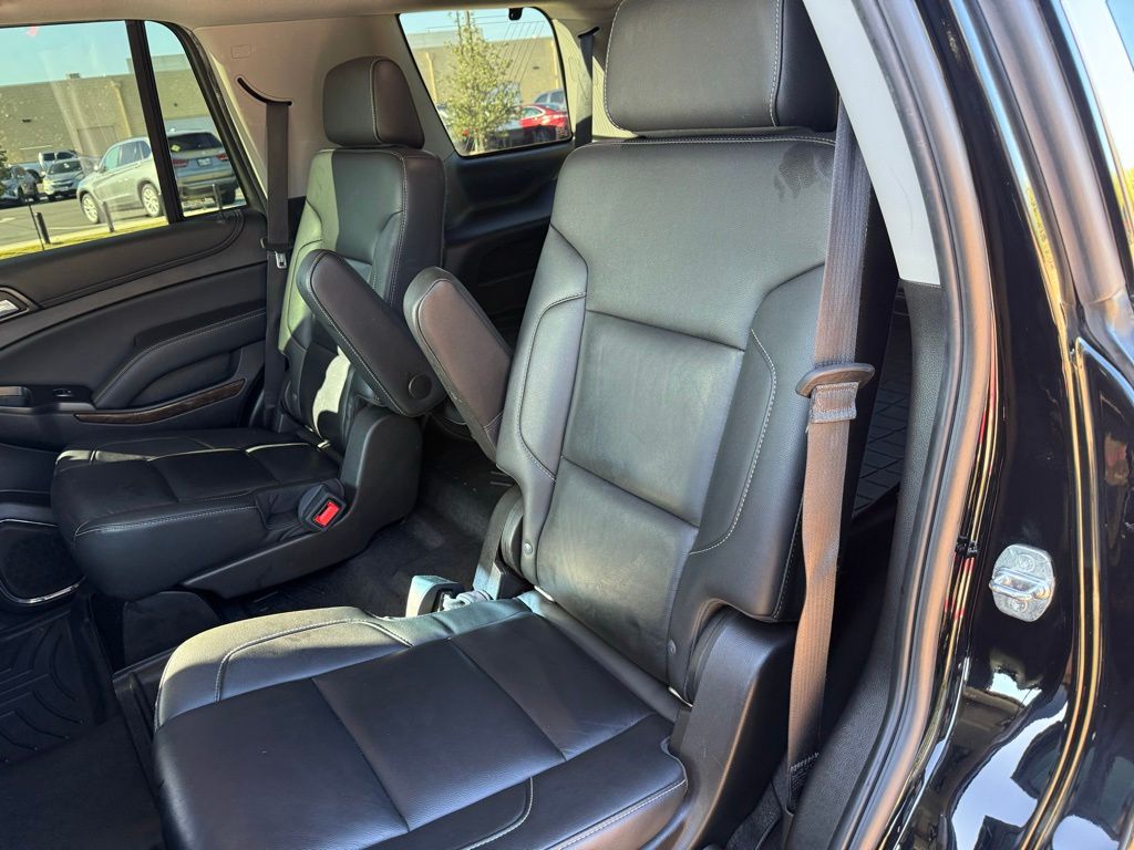 Thumbnail: 2019 Chevrolet Tahoe - 21