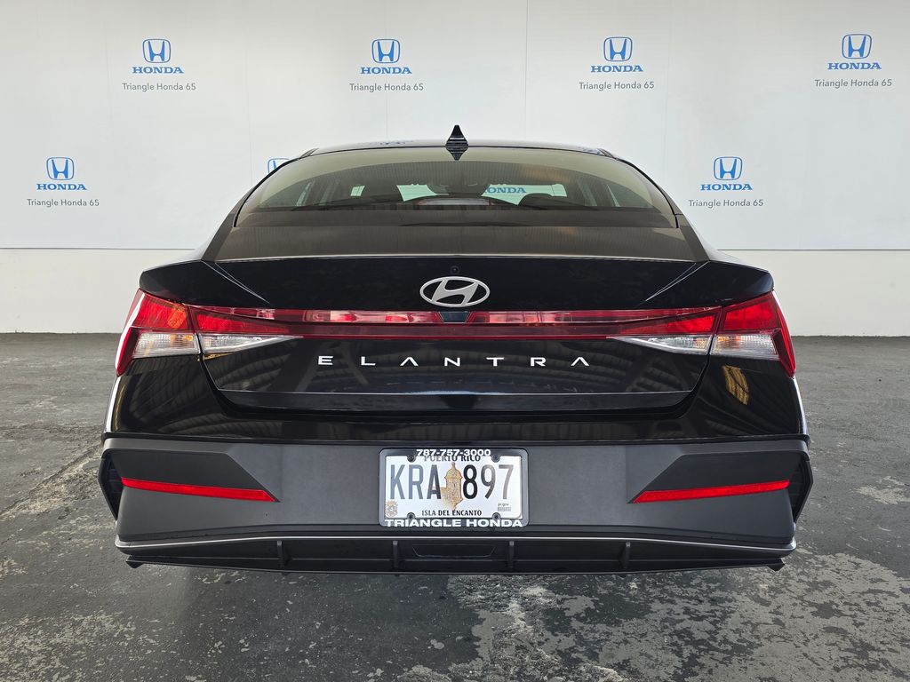 Thumbnail: 2025 Hyundai Elantra - 30