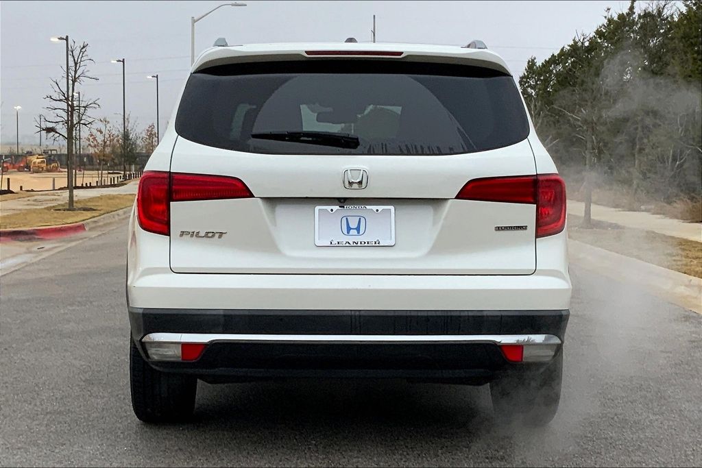 2018 Honda Pilot Touring 3