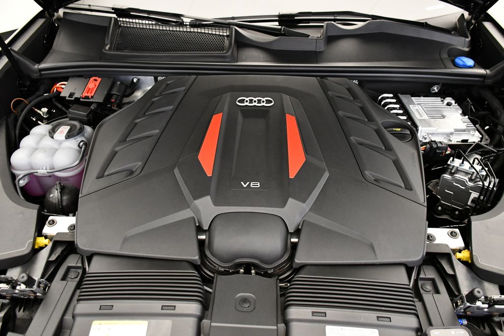 Thumbnail: 2026 Audi SQ8 - 10