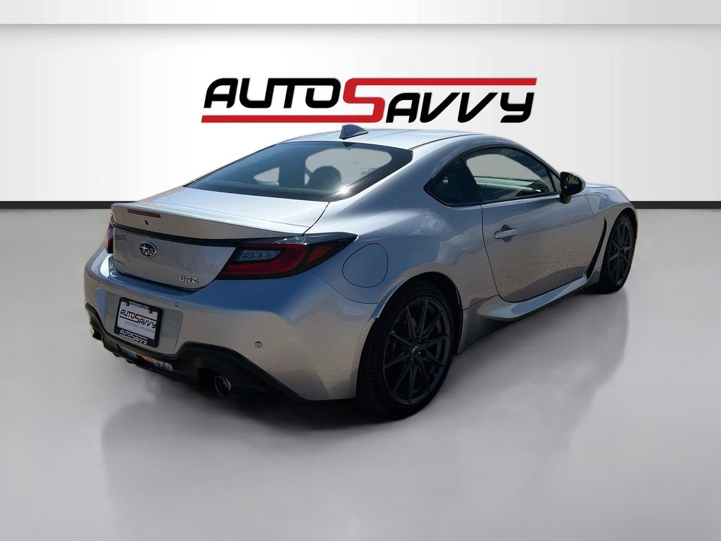 Used 2024 Silver Subaru Limited image 7