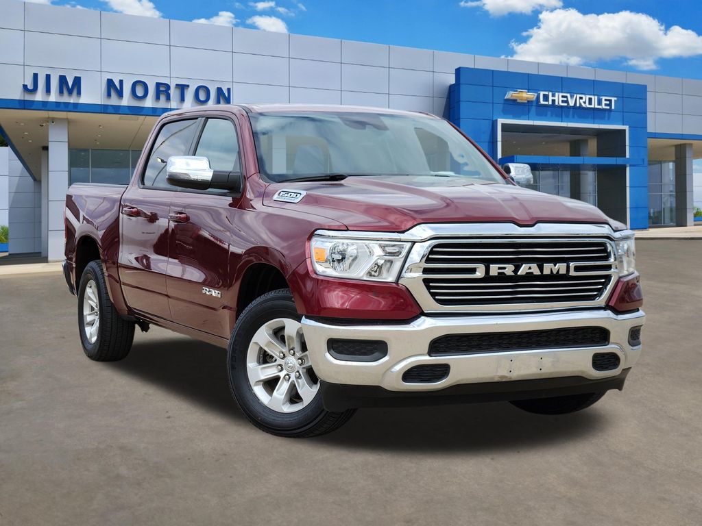 2024 RAM 1500 Laramie Crew Cab RWD
