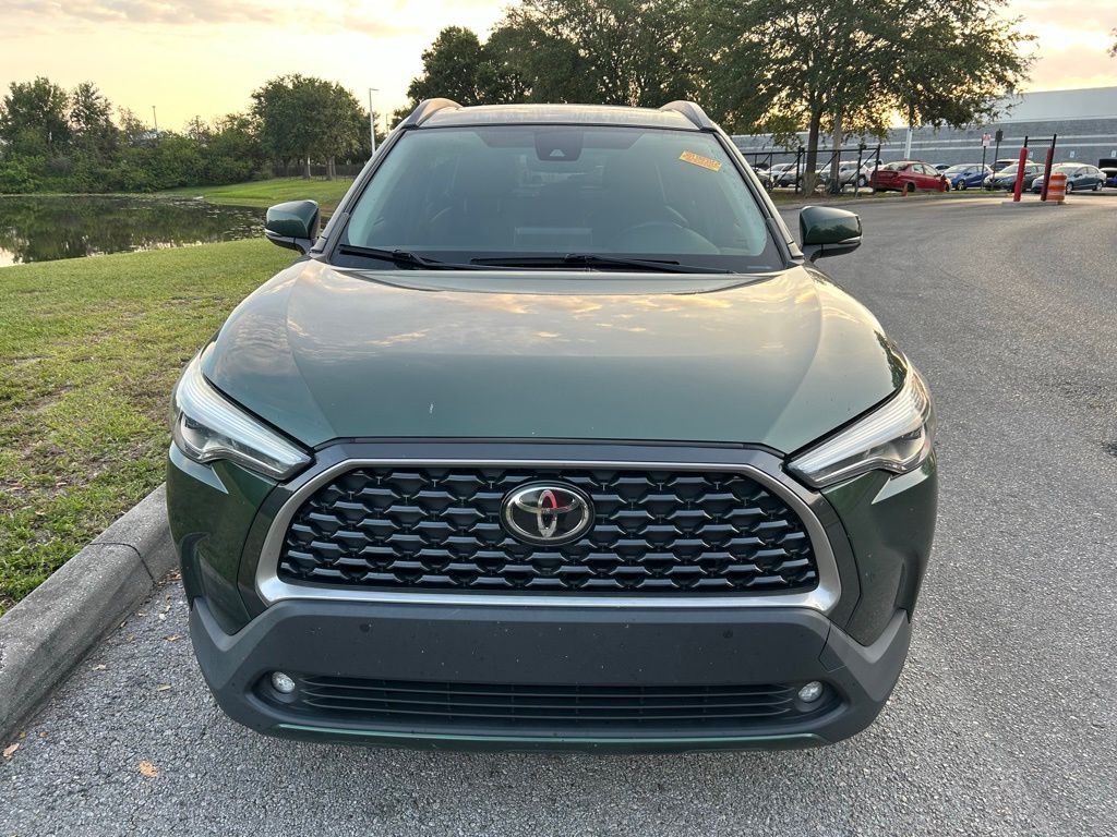 2022 Toyota Corolla Cross XLE 8