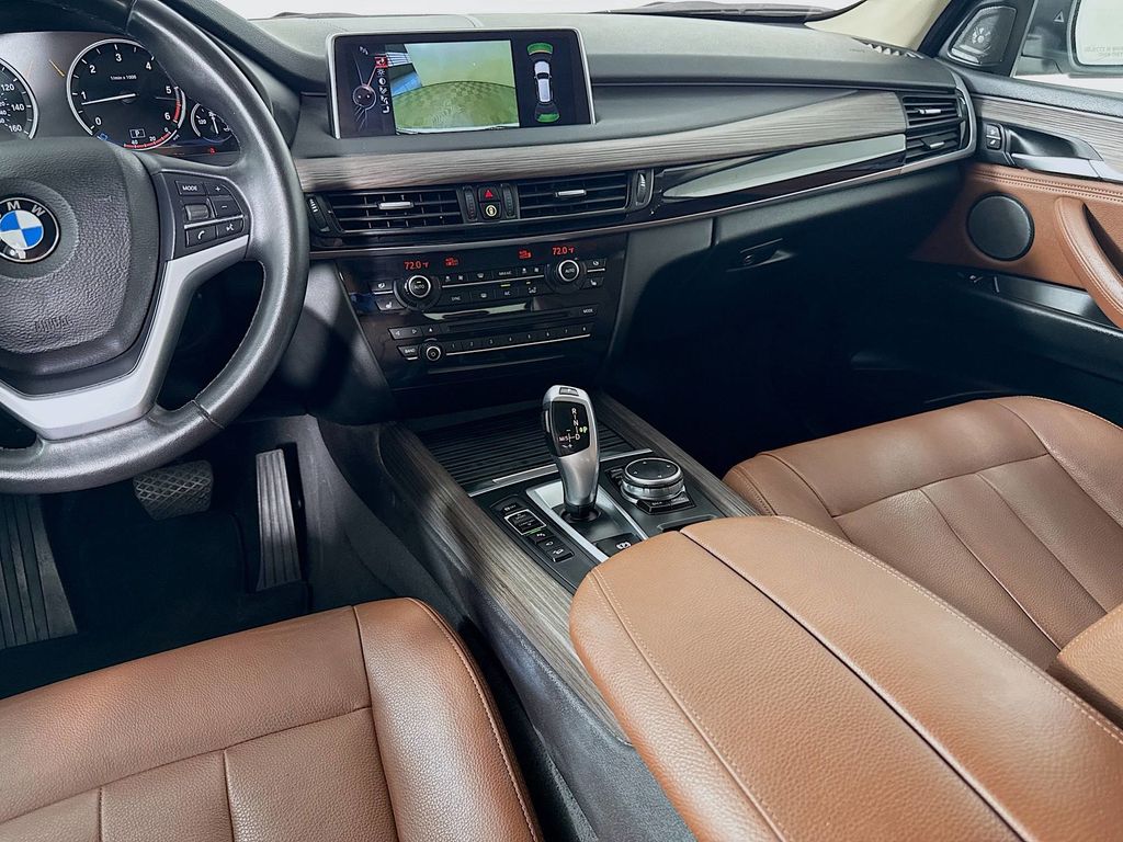 Thumbnail: 2015 BMW X5 - 24