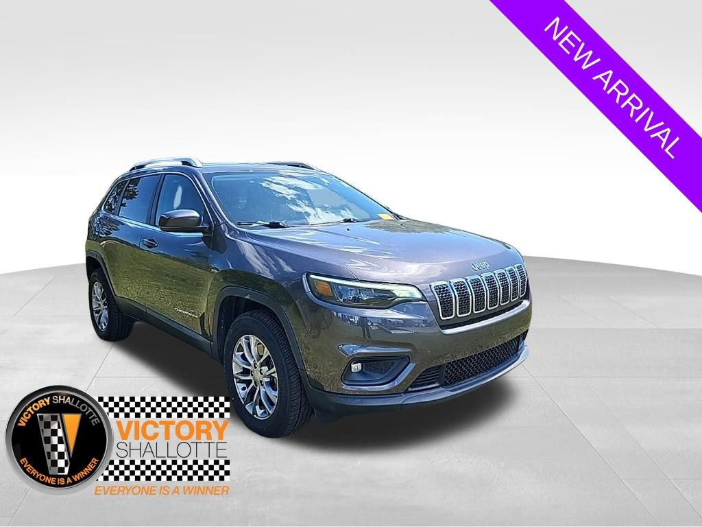 Gray (Granite Crystal Metallic Clearcoat) 2020 Jeep Cherokee Latitude Plus 4WD SUV / Crossover Four-Wheel Drive 9-Speed Automatic