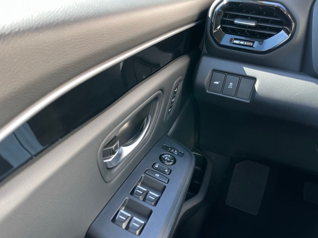 Thumbnail: 2025 Honda Pilot - 24