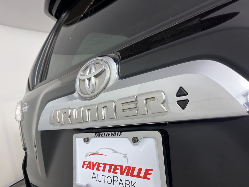 2021 Toyota 4Runner Limited 3