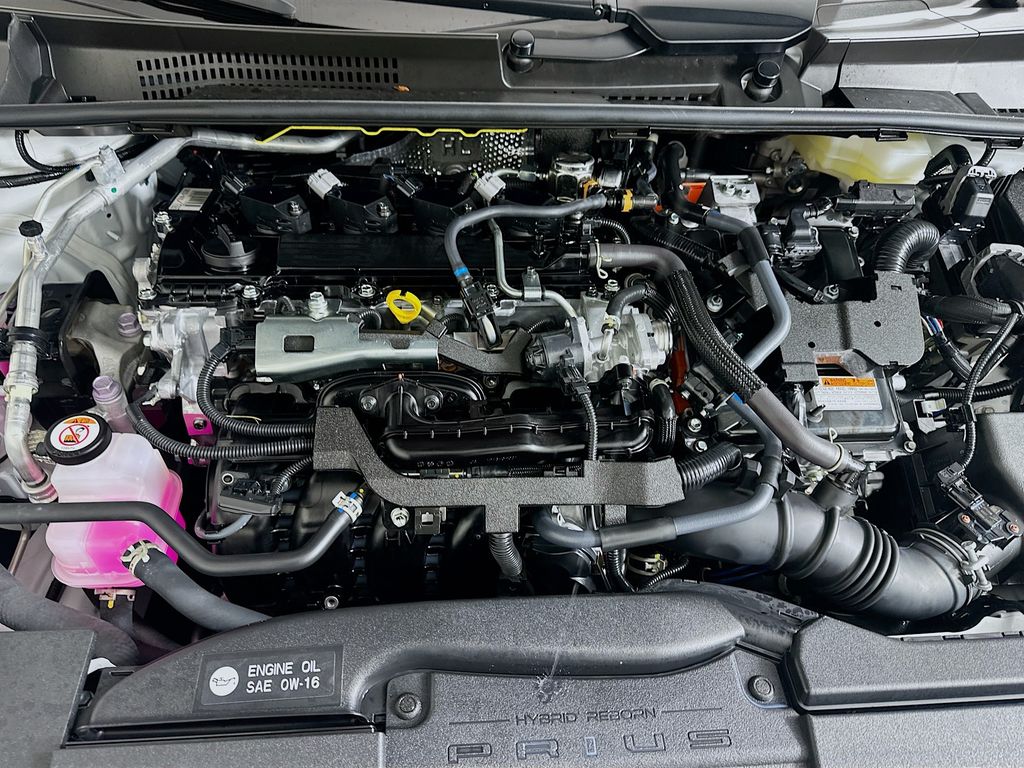 Thumbnail: 2025 Toyota Prius - 29