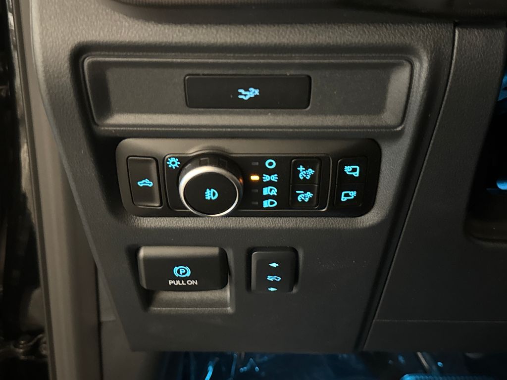 New 2026 Black Ford Lariat image 28