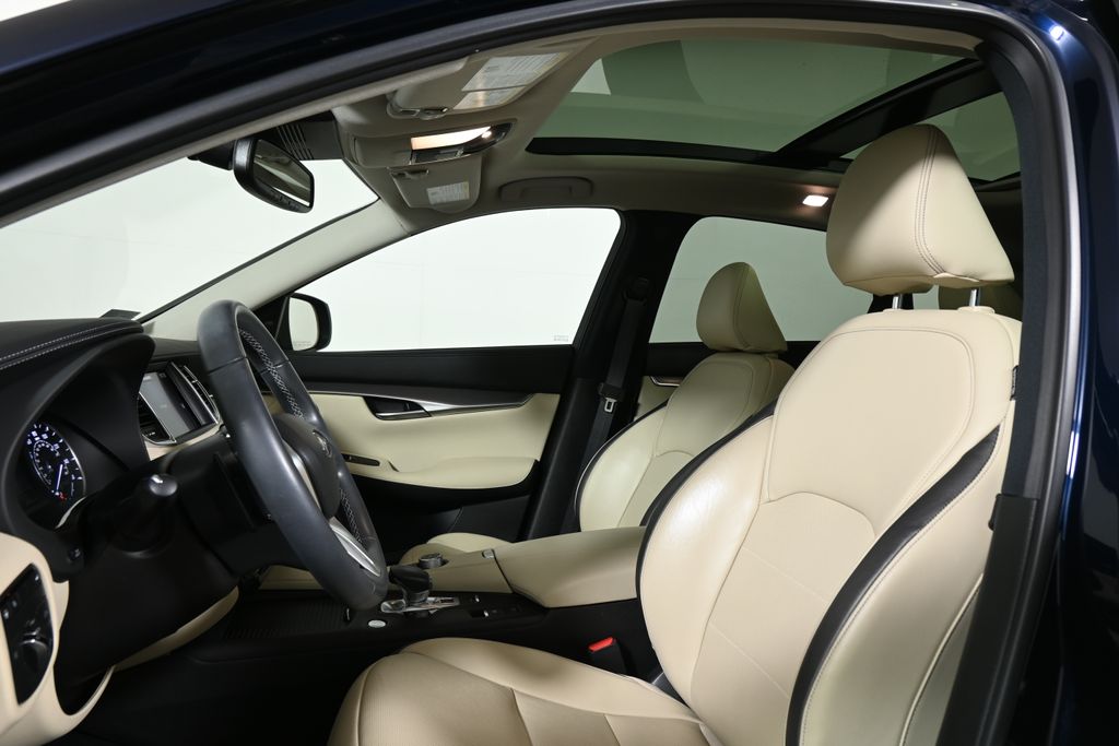 Thumbnail: 2022 INFINITI QX50 - 15