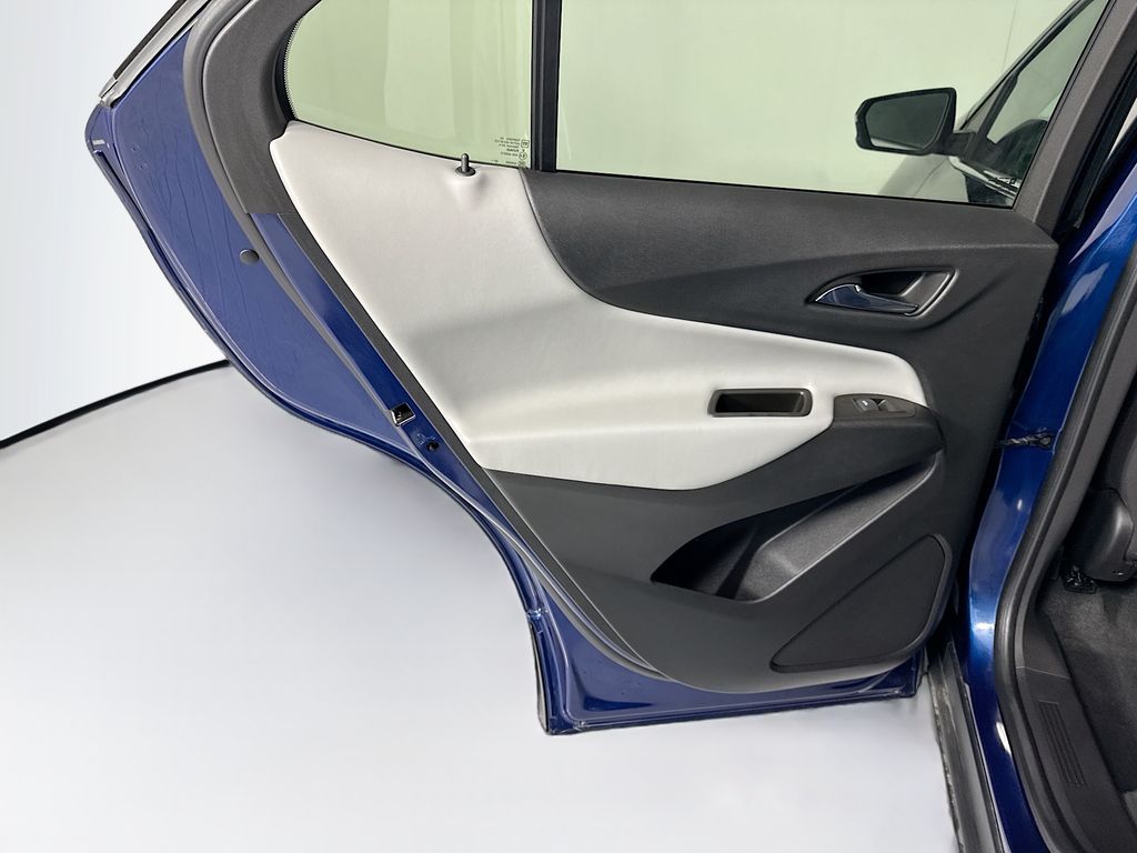 Thumbnail: 2022 Chevrolet Equinox - 26