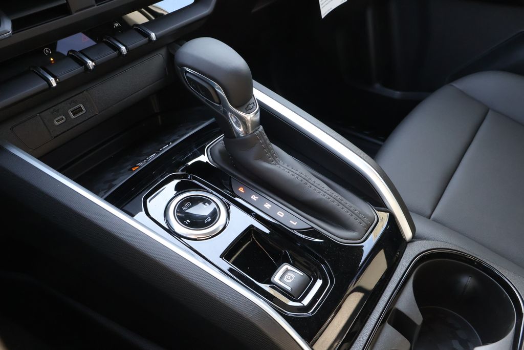 Thumbnail: 2026 Chevrolet Colorado - 29