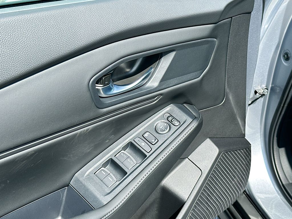 Thumbnail: 2025 Honda Accord - 18