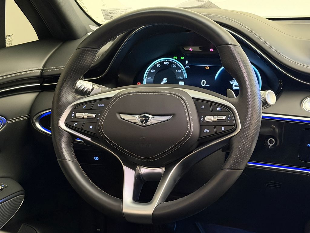 Thumbnail: 2023 Genesis GV70 - 22