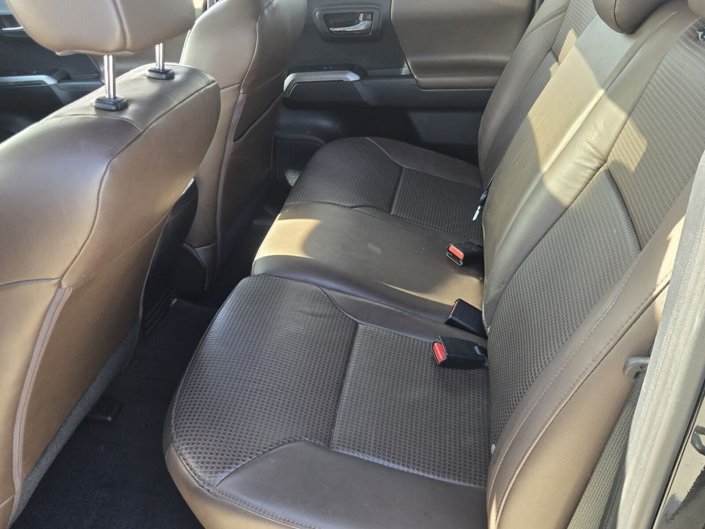 2018 Toyota Tacoma - $21,598