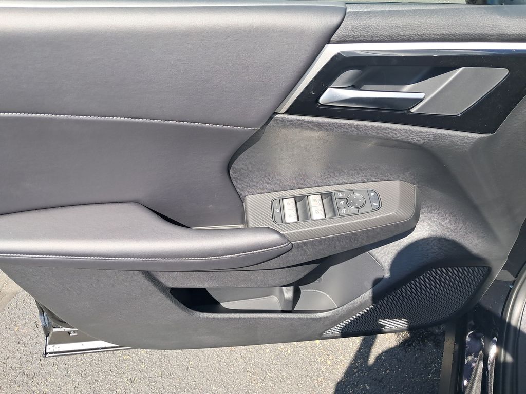 2026 Nissan Rogue Plug-In Hybrid SL Black at South Hills Kia