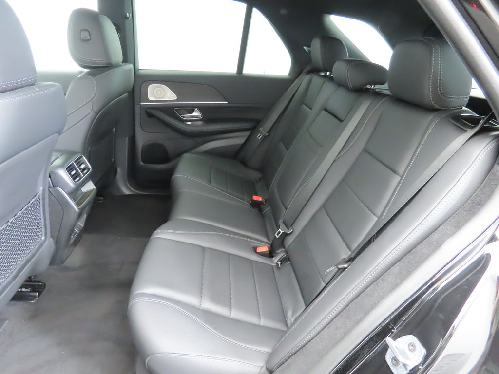 Thumbnail: 2026 Mercedes-Benz GLE - 21