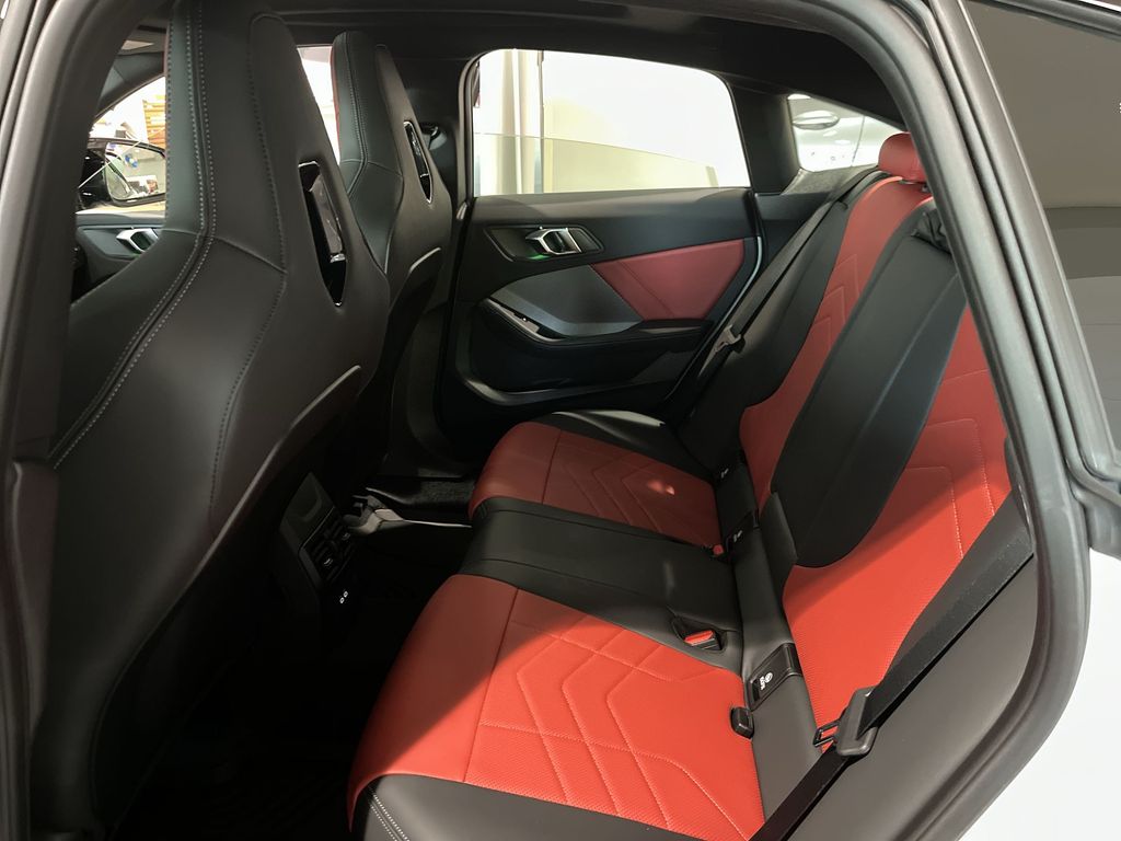 Thumbnail: 2025 BMW 2 Series - 14