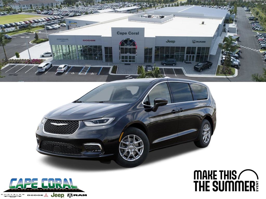 Diamond Black Crystal Pearlcoat 2026 Chrysler Pacifica Minivan Front-Wheel Drive 9-Speed Automatic