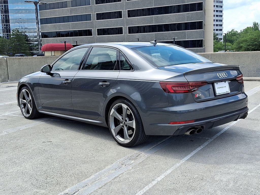 Thumbnail: 2019 Audi S4 - 10