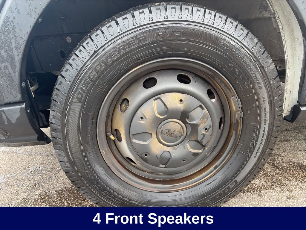 View vehicle photo 4