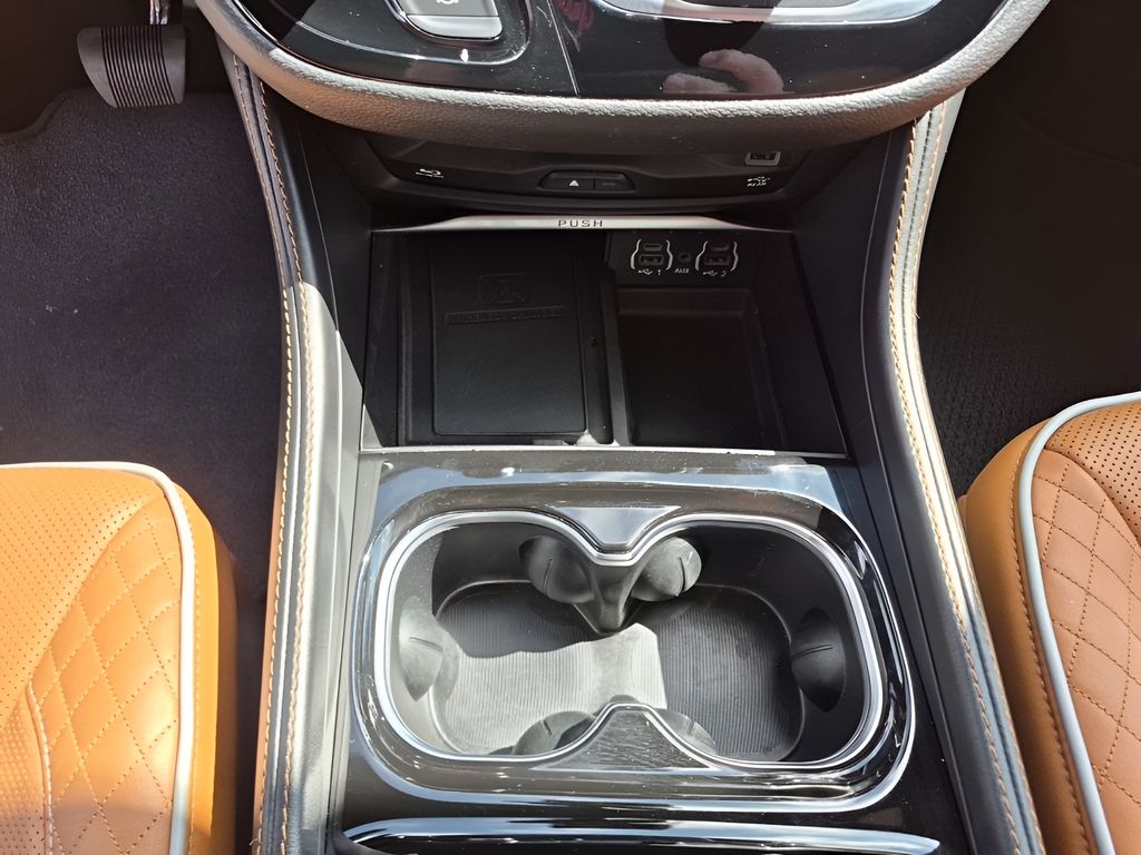 Used Car 2023 Chrysler Pacifica Hybrid  Pinnacle For Sale Under $35,000 In Austin, Texas