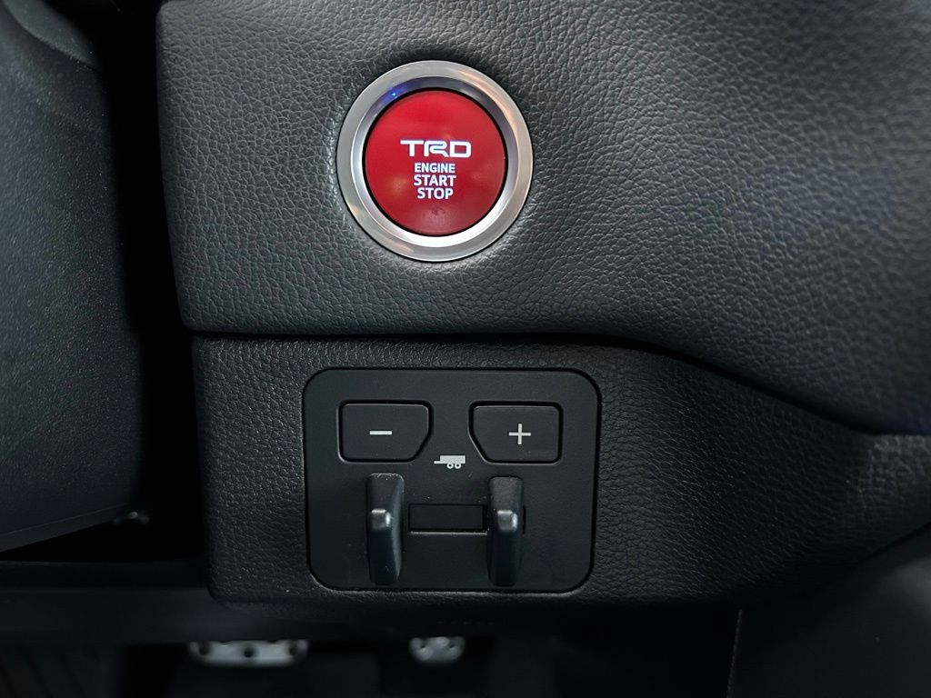 Thumbnail: 2024 Toyota Tundra - 29