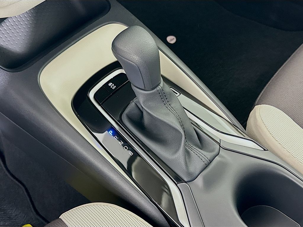 Thumbnail: 2025 Toyota Corolla - 16