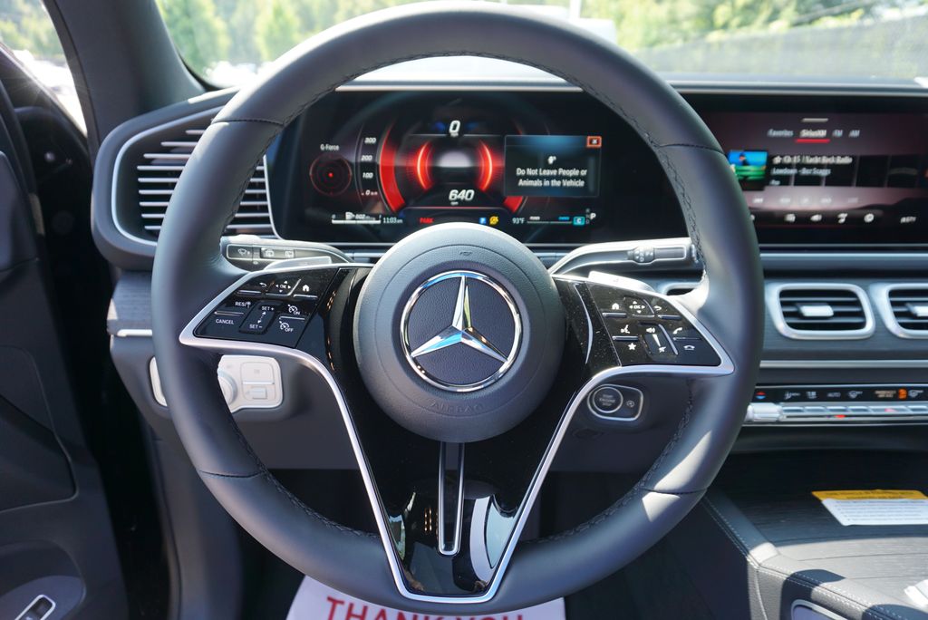 Thumbnail: 2026 Mercedes-Benz GLE - 25