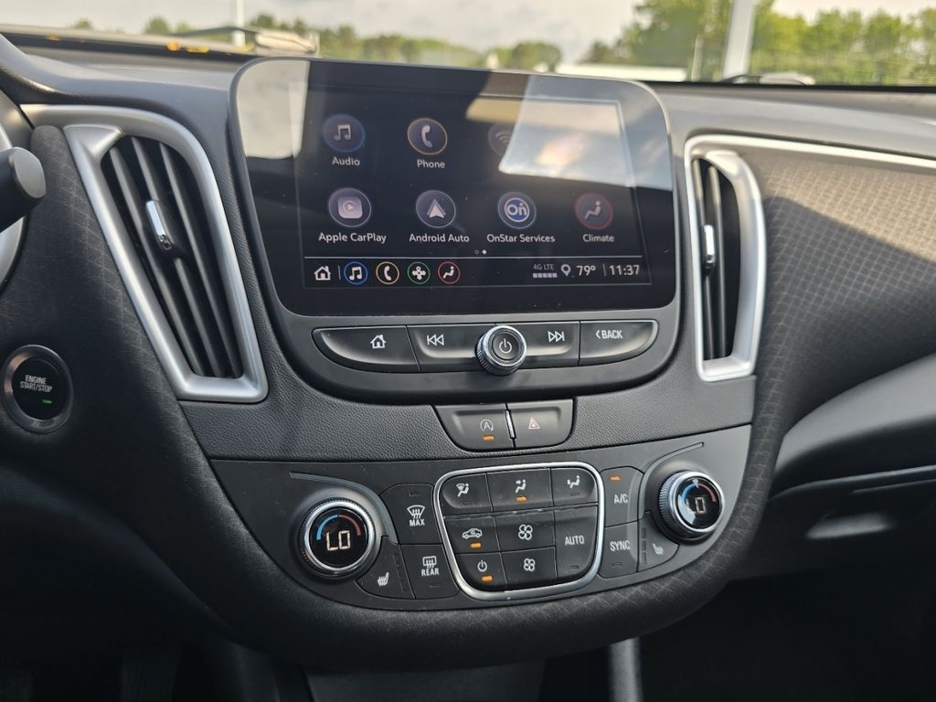 Used 2022 Black Chevrolet LT image 25