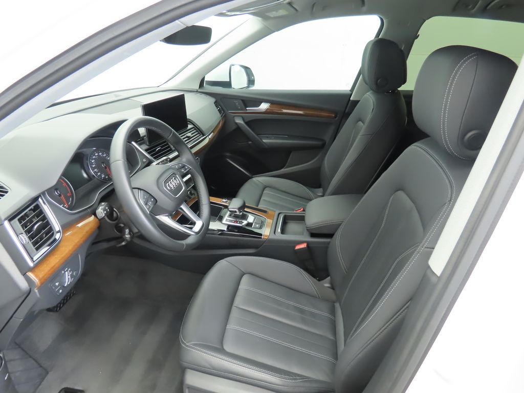 Thumbnail: 2022 Audi Q5 - 19