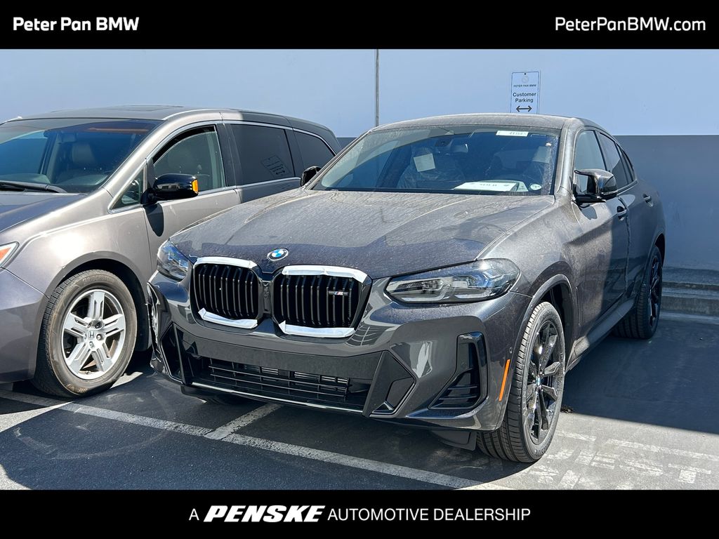 Thumbnail: 2025 BMW X4 - 1